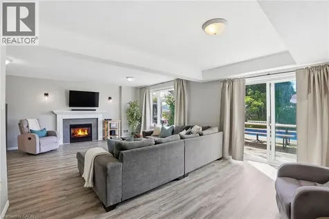 26 Kelly Court Guelph ON N1K 1W3