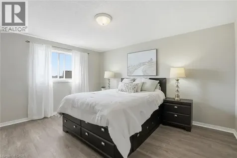 26 Kelly Court Guelph ON N1K 1W3