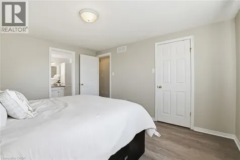 26 Kelly Court Guelph ON N1K 1W3