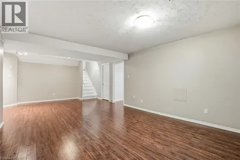 26 Kelly Court Guelph ON N1K 1W3