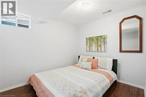 26 Kelly Court Guelph ON N1K 1W3