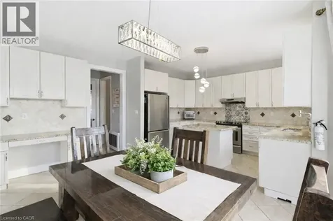 75 Chase Crescent Cambridge ON N3C 0C5