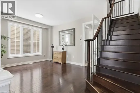 75 Chase Crescent Cambridge ON N3C 0C5