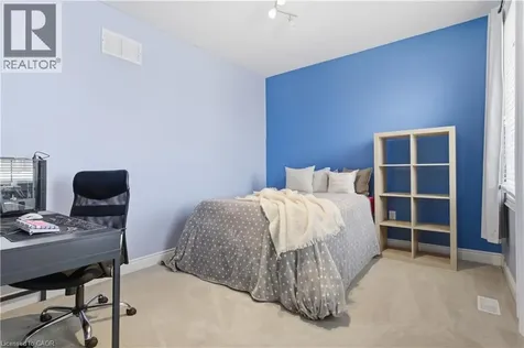 75 Chase Crescent Cambridge ON N3C 0C5