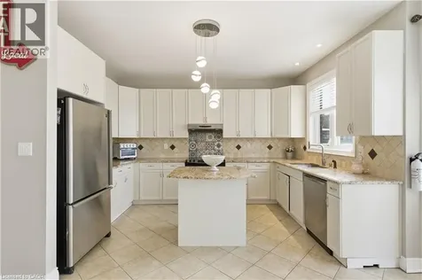 75 Chase Crescent Cambridge ON N3C 0C5
