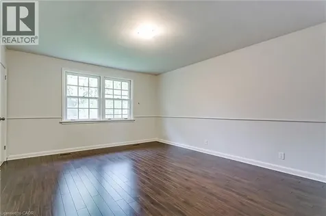 91 Ennisclare Drive East Oakville ON L6J 4N3