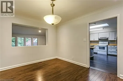 91 Ennisclare Drive East Oakville ON L6J 4N3