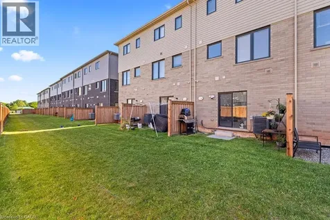40 Radison Lane Hamilton ON L8H 0B5