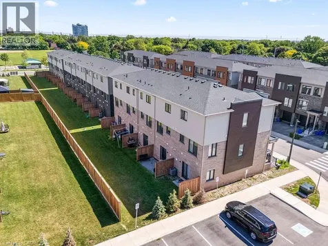 40 Radison Lane Hamilton ON L8H 0B5