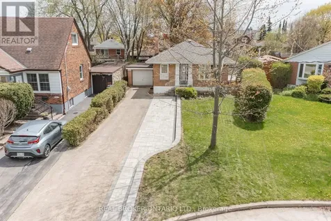 32 Christina Crescent Toronto (wexford-maryvale) ON M1R 4H6