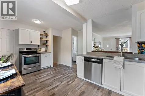 544 Mary Street Hamilton ON L8L 4X7
