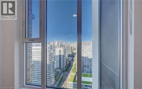 130 River Street Toronto ON M5A 0R8