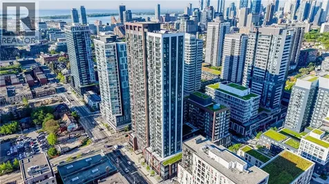 130 River Street Toronto ON M5A 0R8