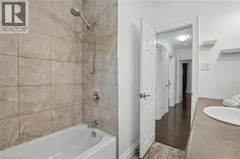 51 Parnell Road St. Catharines ON L2N 2W5