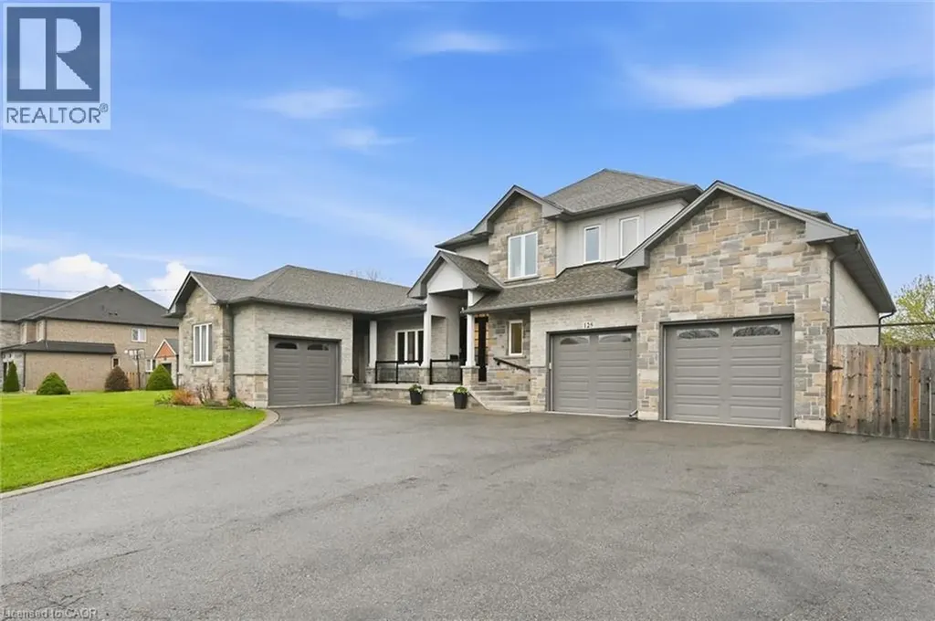 125 Margaret Avenue Stoney Creek ON L8G 3G7