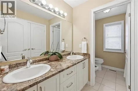 125 Margaret Avenue Stoney Creek ON L8G 3G7