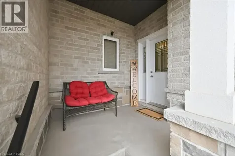 125 Margaret Avenue Stoney Creek ON L8G 3G7