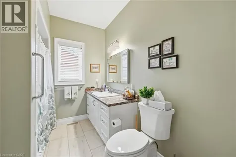 125 Margaret Avenue Stoney Creek ON L8G 3G7