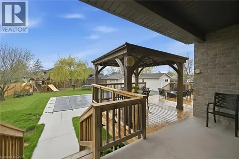 125 Margaret Avenue Stoney Creek ON L8G 3G7