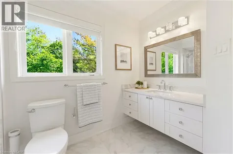 81 Valridge Drive Ancaster ON L9G 5B7