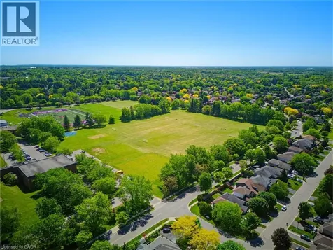 81 Valridge Drive Ancaster ON L9G 5B7