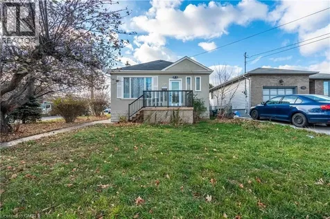 204 Glow Avenue Hamilton ON L8H 3W5