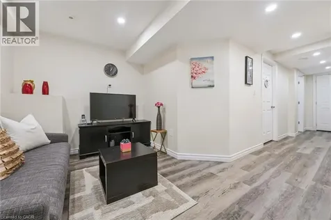 36 Van Fleet Terrace Milton ON L9T 0Y4