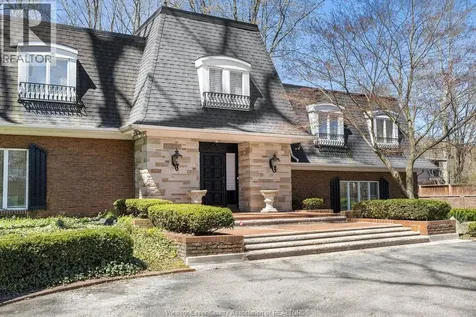 1255 Tanglewood Court Lasalle ON N9J 2K2