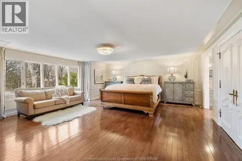 1255 Tanglewood Court Lasalle ON N9J 2K2