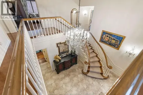 1255 Tanglewood Court Lasalle ON N9J 2K2