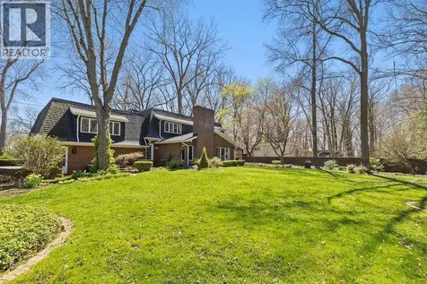 1255 Tanglewood Court Lasalle ON N9J 2K2