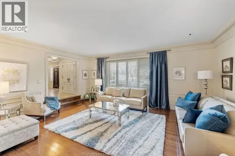 1255 Tanglewood Court Lasalle ON N9J 2K2