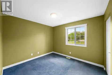 42 Berry Park Lane Rideau Lakes ON K0G 1L0