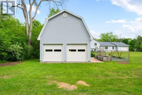 42 Berry Park Lane Rideau Lakes ON K0G 1L0