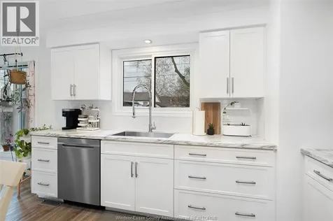 3581 Wolfe Court Windsor ON N9C 1X2