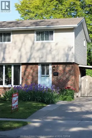3581 Wolfe Court Windsor ON N9C 1X2