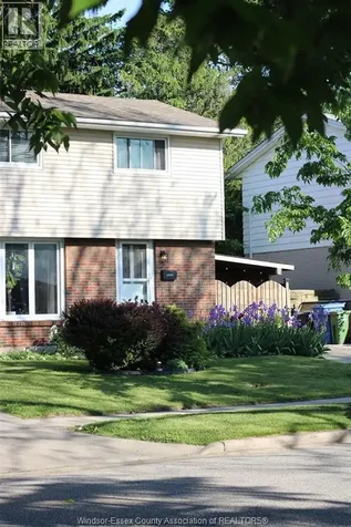 3581 Wolfe Court Windsor ON N9C 1X2