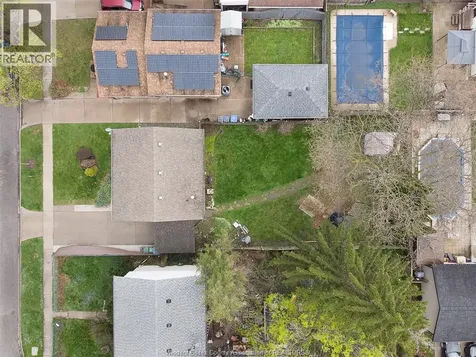 3581 Wolfe Court Windsor ON N9C 1X2