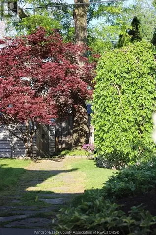 3581 Wolfe Court Windsor ON N9C 1X2