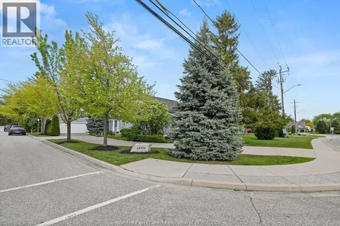 14242 Tecumseh Road East Tecumseh ON N8N 1M8