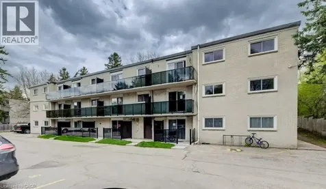 930 Eagle Street North Cambridge ON N3H 1C4