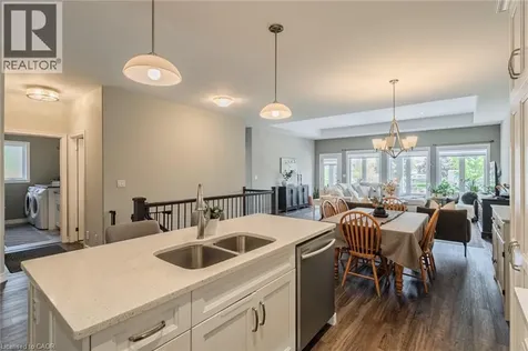 15 Winterberry Lane Waterford ON N0E 1Y0