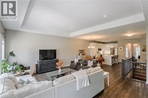 15 Winterberry Lane Waterford ON N0E 1Y0