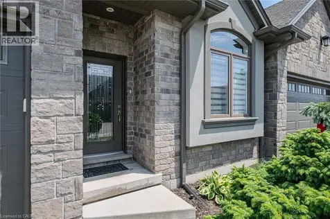 15 Winterberry Lane Waterford ON N0E 1Y0