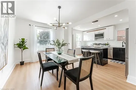 15 Barnesdale Avenue North Hamilton ON L8L 6R4