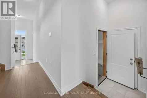 29 Milady Crescent Barrie ON L9J 0X3