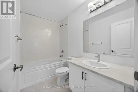 29 Milady Crescent Barrie ON L9J 0X3