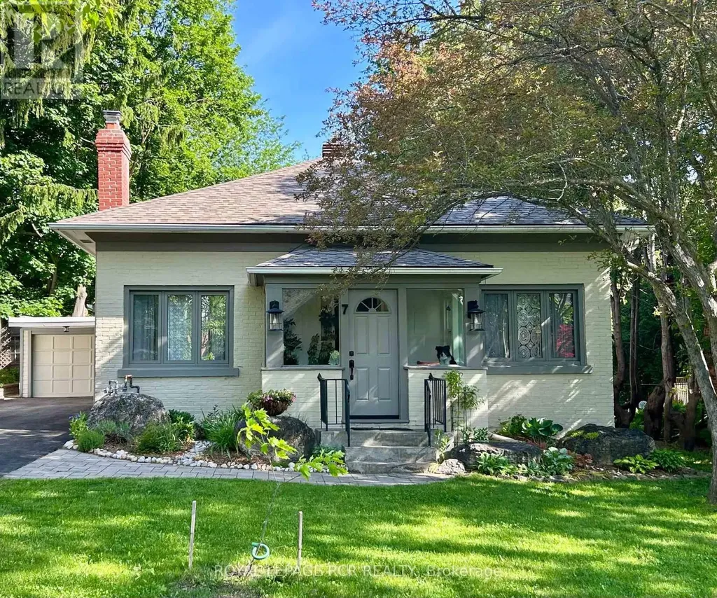 7 Third Avenue Orangeville ON L9W 1G8