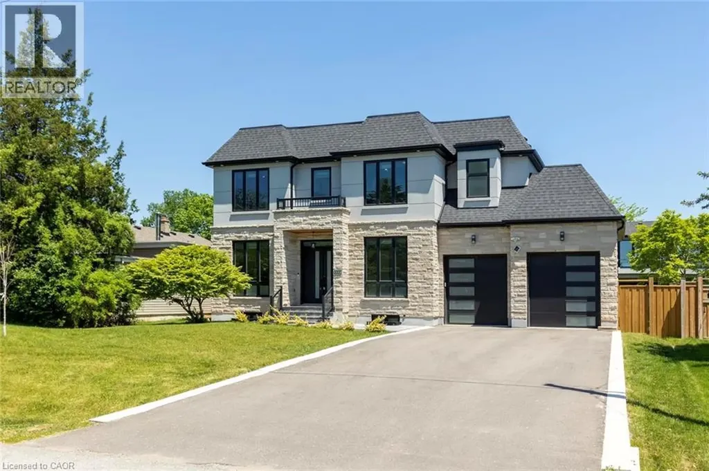455 Samford Place Oakville ON L6L 4E7