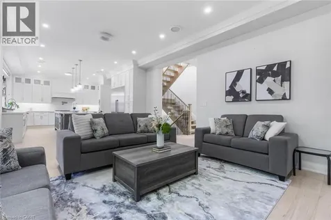 455 Samford Place Oakville ON L6L 4E7